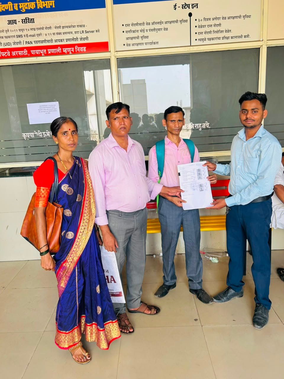 Happy customer of Shivanetra Estate after registration in Thane — photo 4